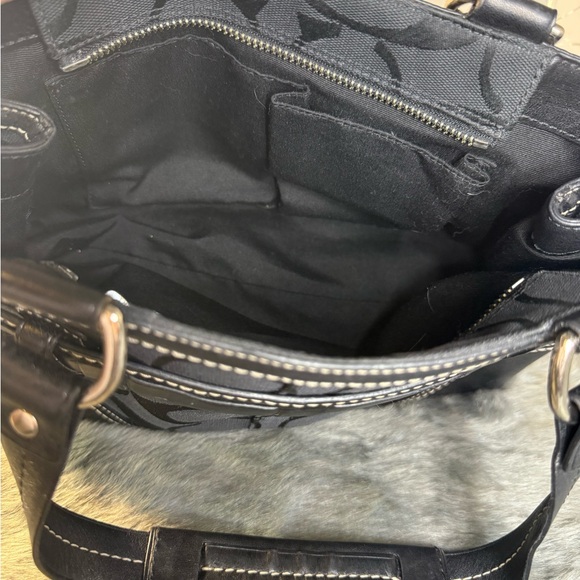 Coach Purse Shoulder Bag - Black leather canvas Python Snakeskin Hampton - Picture 16 of 16